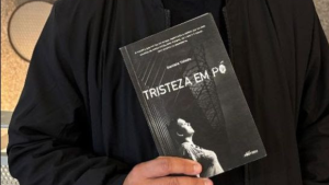 Tristeza em Pó